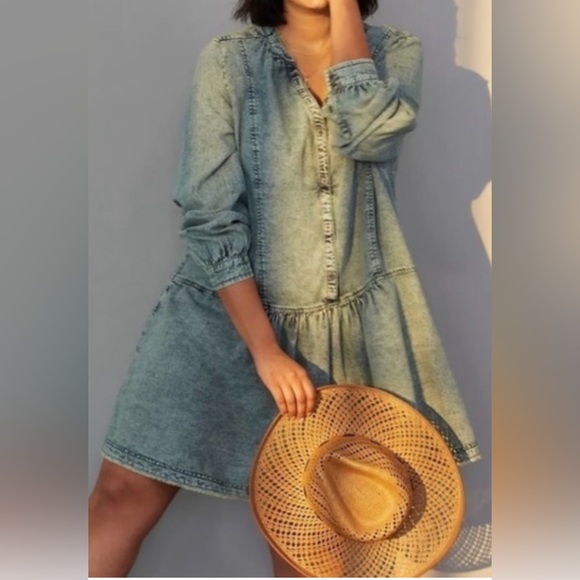 Pilcro Dresses & Skirts - Anthropologie Pilcro Lorelei Tunic Dress Washed Denim Chambray Size 6